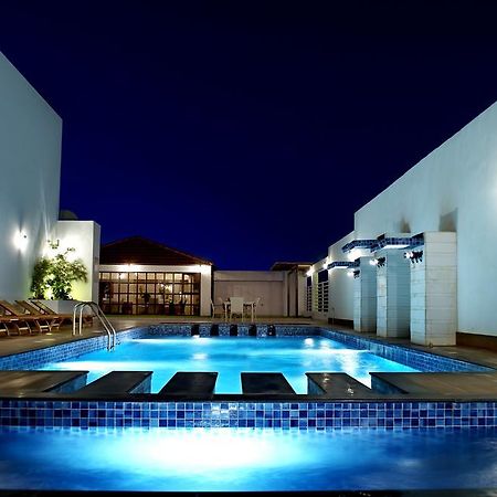 Ista Suites Seef Manama Exterior foto