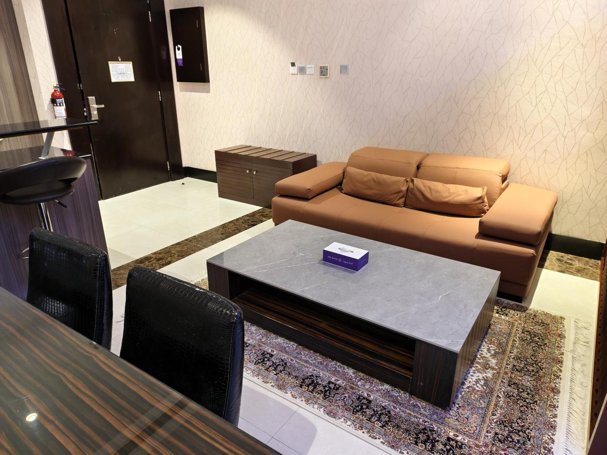 Ista Suites Seef Manama Exterior foto