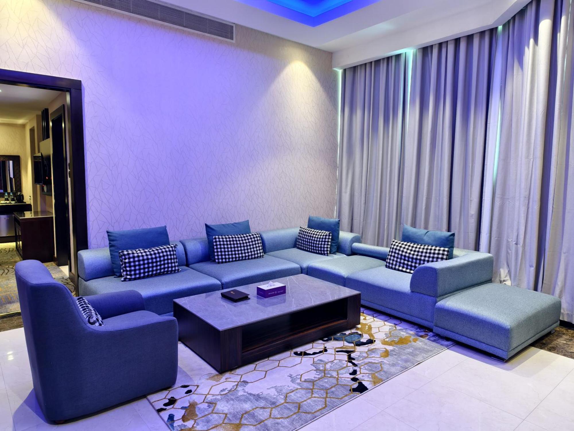 Ista Suites Seef Manama Exterior foto
