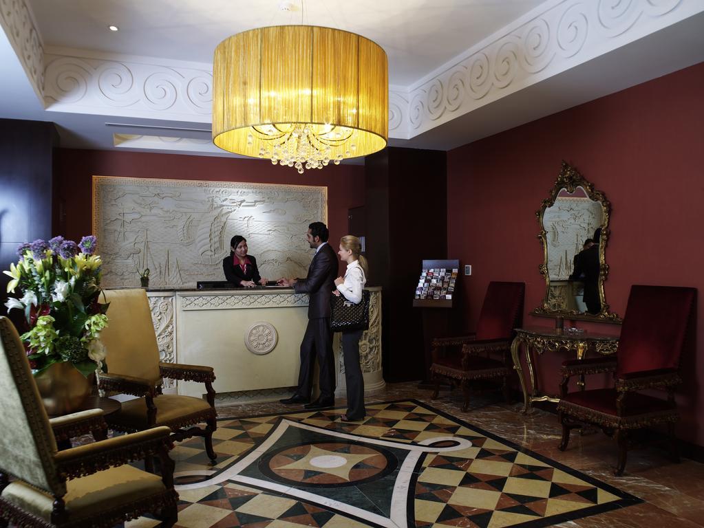 Ista Suites Seef Manama Exterior foto