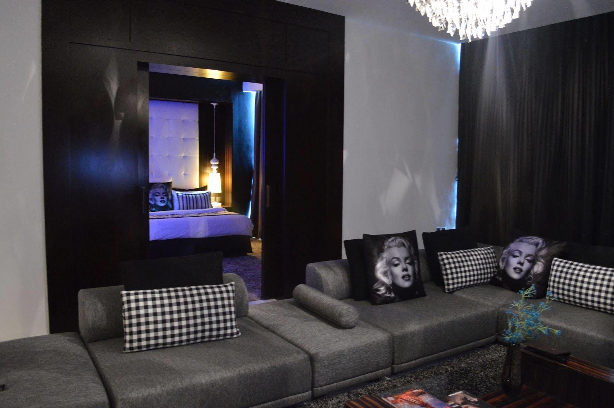 Ista Suites Seef Manama Exterior foto